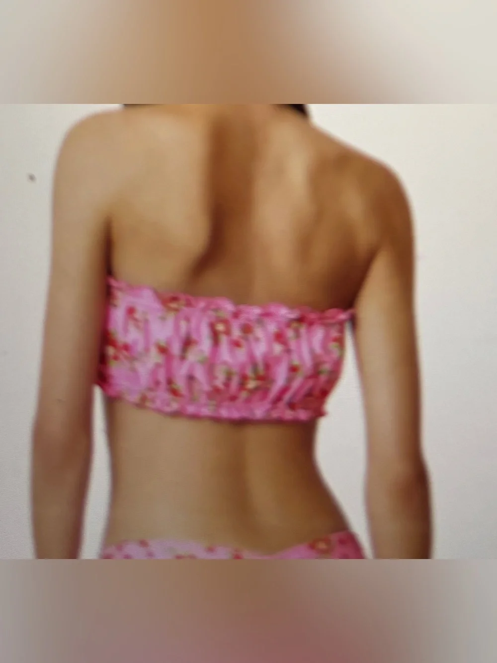 PilyQ Remi Ruched Reversible Strawberry Field Bandeau Swim Top Women‎ L Beach